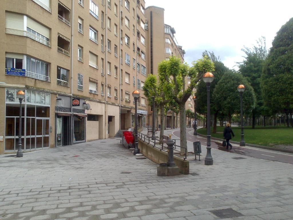 Pension Parque Del Ebro (Adults Only) Logroño Esterno foto
